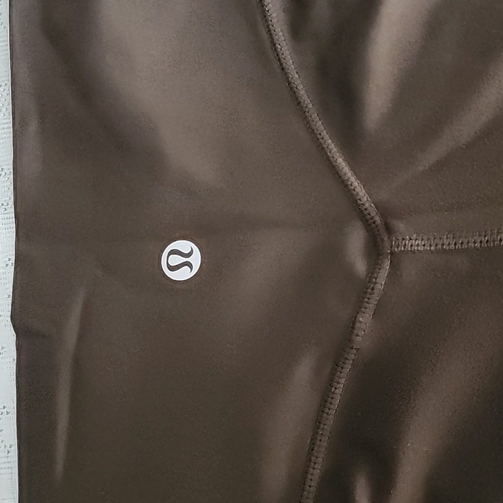 EUC - LULULEMON LEGGINGS